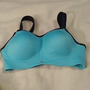 32 D Sports Bra